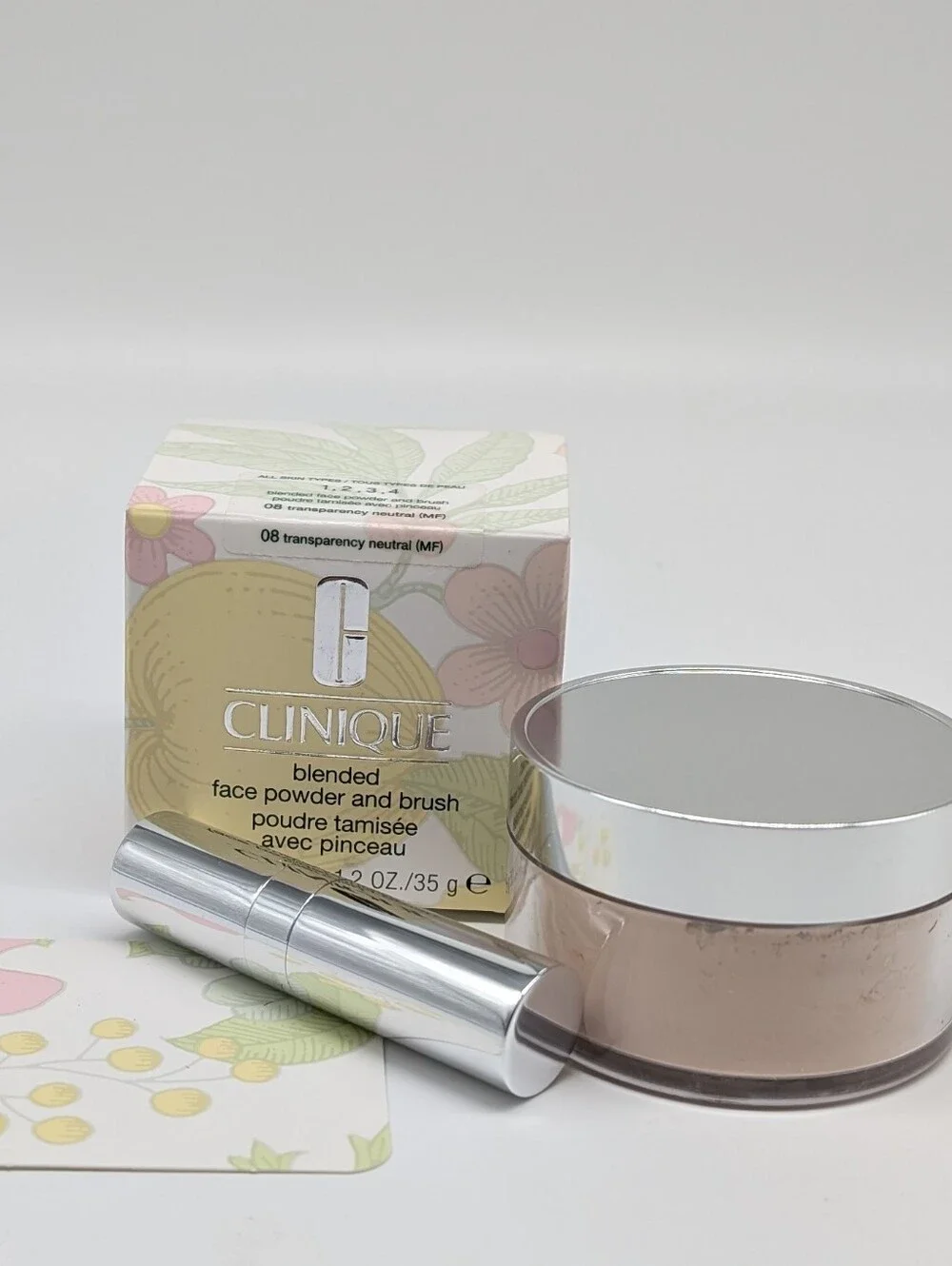 Clinique Blended Face Powder & Brush - Transparency Neutral 08